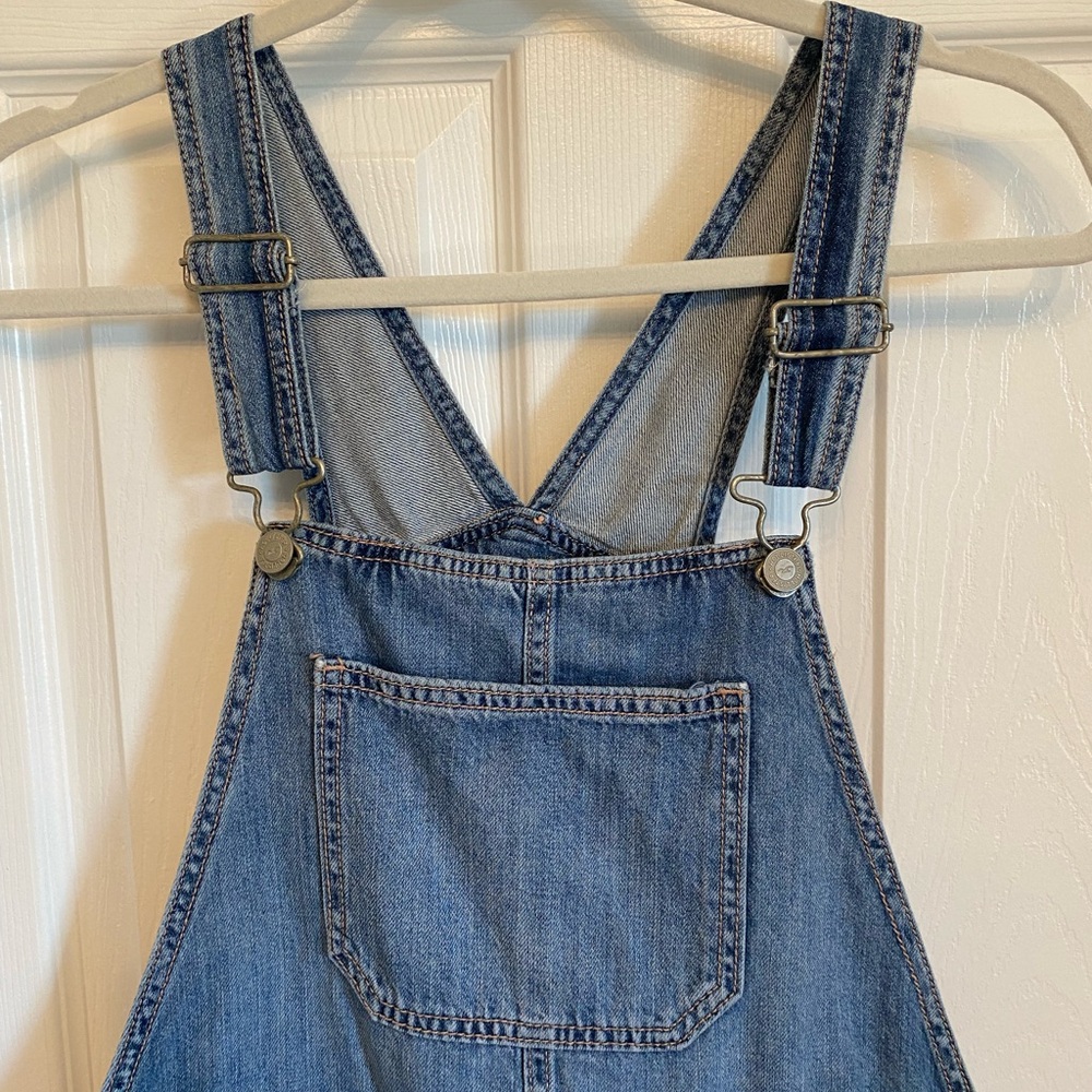 Hollister High Rise Vintage Wash Short Overalls Denim Jean Size M Bib Shorts - Picture 2 of 10